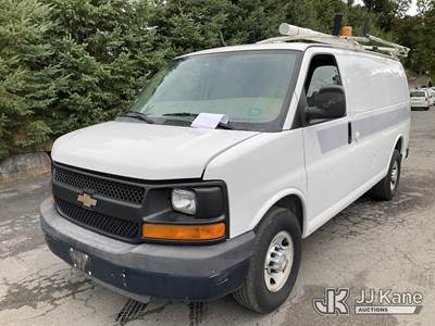 2012 Chevrolet Express G2500 Cargo Van
