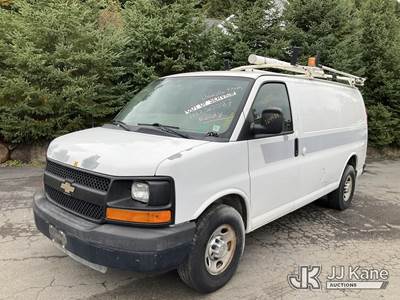 2012 Chevrolet Express G2500 Cargo Van
