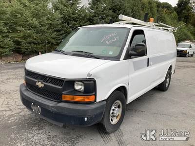 2011 Chevrolet Express G2500 Cargo Van