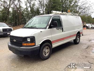 2011 Chevrolet Express G2500 Cargo Van