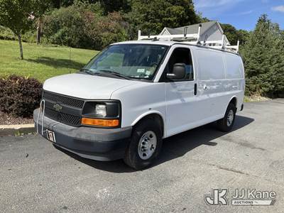 2017 Chevrolet Express G2500 Cargo Van