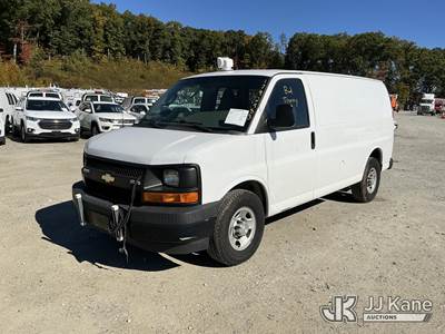2017 Chevrolet Express G2500 Cargo Van