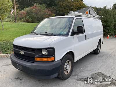 2017 Chevrolet Express G2500 Cargo Van
