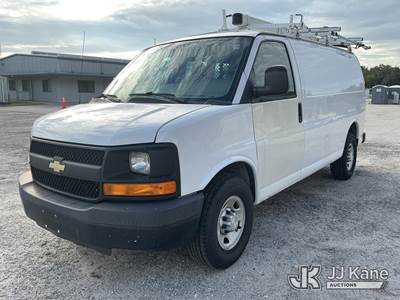 2016 Chevrolet Express G2500 Cargo Van