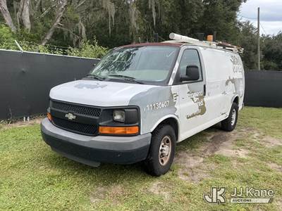 2011 Chevrolet Express G2500 Cargo Van