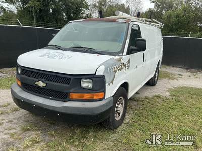 2011 Chevrolet Express G2500 Cargo Van