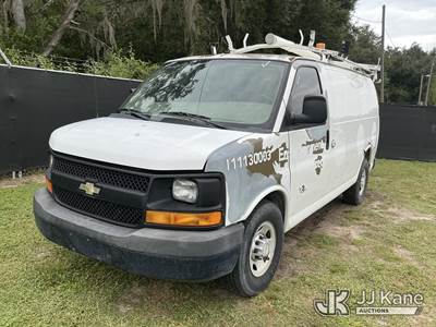 2011 Chevrolet Express G2500 Cargo Van