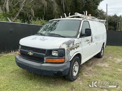 2011 Chevrolet Express G2500 Cargo Van