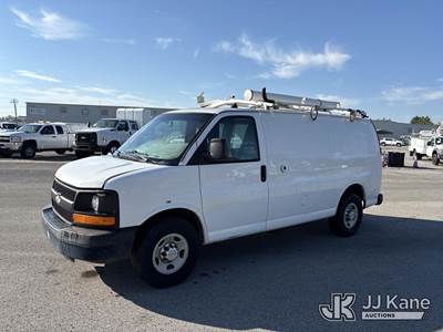 2013 Chevrolet Express G2500 Cargo Van