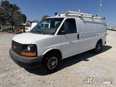 2013 Chevrolet Express G2500 Cargo Van