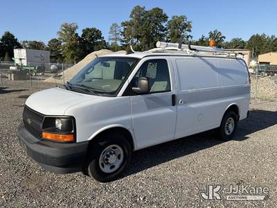 2017 Chevrolet Express G2500 Cargo Van