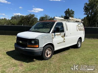 2011 Chevrolet Express G2500 Cargo Van