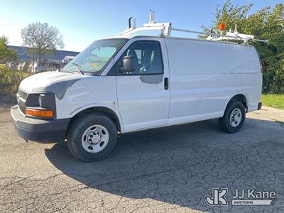 2012 Chevrolet Express G2500 Cargo Van