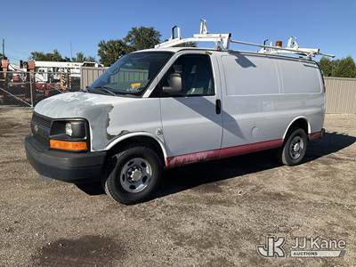 2011 Chevrolet Express G2500 Cargo Van