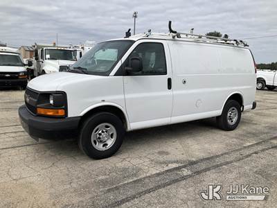 2015 Chevrolet Express G2500 Cargo Van