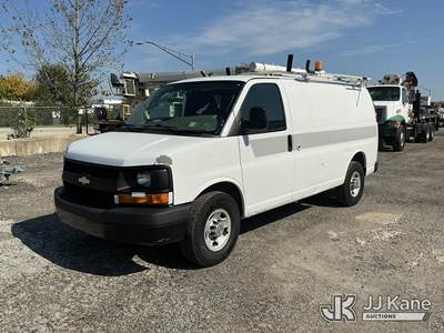 2011 Chevrolet Express G2500 Cargo Van