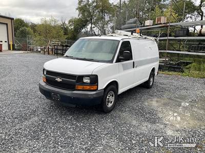 2011 Chevrolet Express G2500 Cargo Van