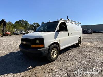 2013 Chevrolet Express G2500 Cargo Van