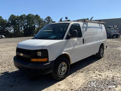 2013 Chevrolet Express G2500 Cargo Van