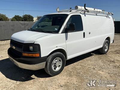 2014 Chevrolet Express G2500 Cargo Van