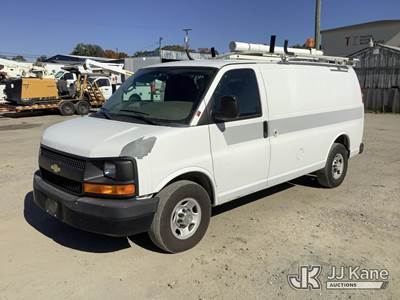 2011 Chevrolet Express G2500 Cargo Van