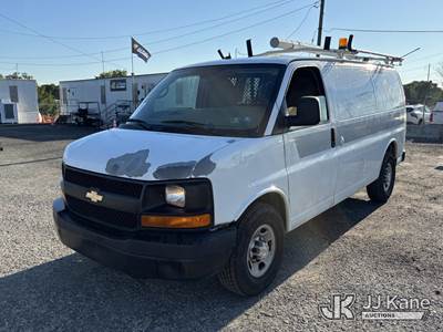 2011 Chevrolet Express G2500 Cargo Van