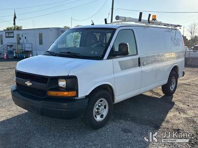 2011 Chevrolet Express G2500 Cargo Van