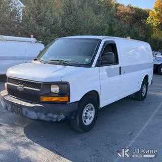 2017 Chevrolet Express G2500 Cargo Van
