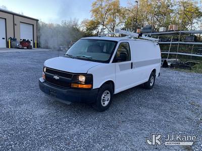 2011 Chevrolet Express G2500 Cargo Van