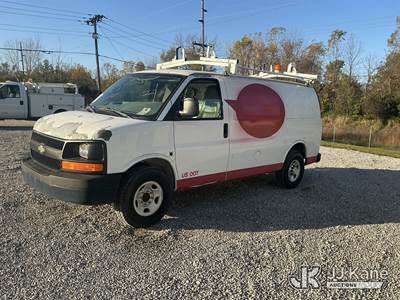 2011 Chevrolet Express G2500 Cargo Van