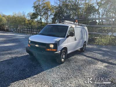 2012 Chevrolet Express G2500 Cargo Van