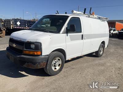 2011 Chevrolet Express G2500 Cargo Van