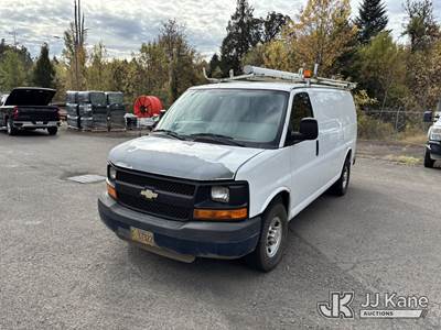 2010 Chevrolet Express G2500 Cargo Van