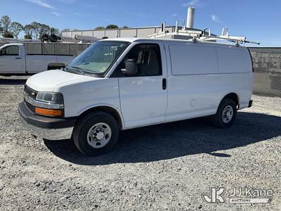 2016 Chevrolet Express G3500 Cargo Van