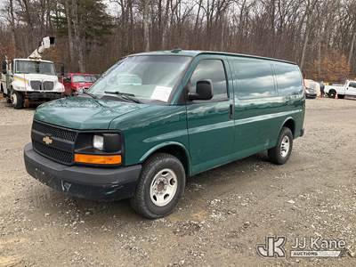 2017 Chevrolet Express G3500 Cargo Van