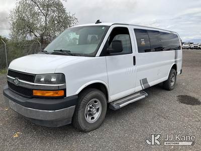 2017 Chevrolet Express G3500 Passenger Van