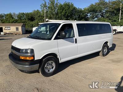 2019 Chevrolet Express G3500 Extended Passenger Van