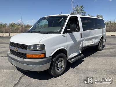 2013 Chevrolet Express G3500 Passenger Van
