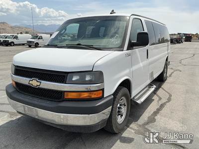 2017 Chevrolet Express G3500 Passenger Van