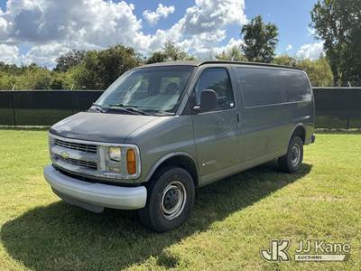 2000 Chevrolet Express G3500 Cargo Van