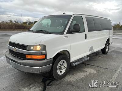 2013 Chevrolet Express G3500 Passenger Van