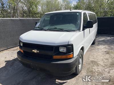2017 Chevrolet Express LS 3500 Cargo Van