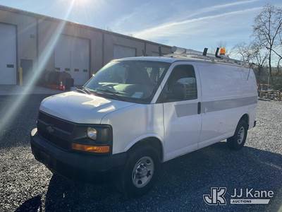 2011 Chevrolet G2500 Cargo Van