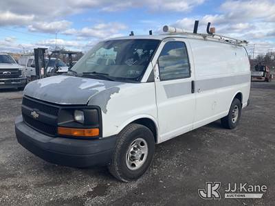 2011 Chevrolet G2500 Cargo Van