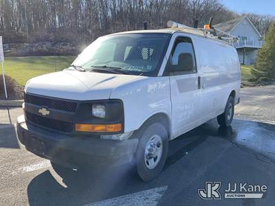 2012 Chevrolet G2500 Cargo Van