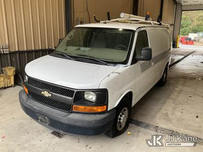 2011 Chevrolet G2500 Cargo Van