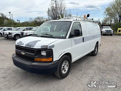 2011 Chevrolet G2500 Cargo Van