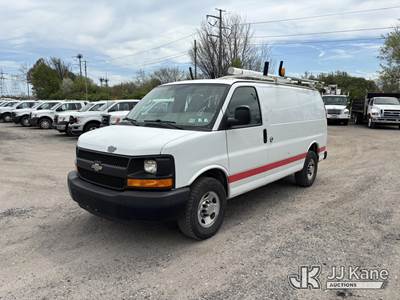 2012 Chevrolet G2500 Cargo Van