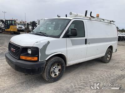 2011 Chevrolet G2500 Cargo Van
