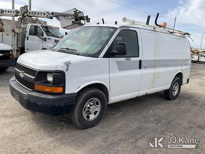 2011 Chevrolet G2500 Cargo Van